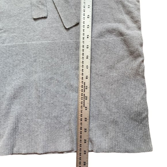 AE City Bow Front Sweater Women's Size 1X Gray Short Sleeve Top - Picture 7 of 15